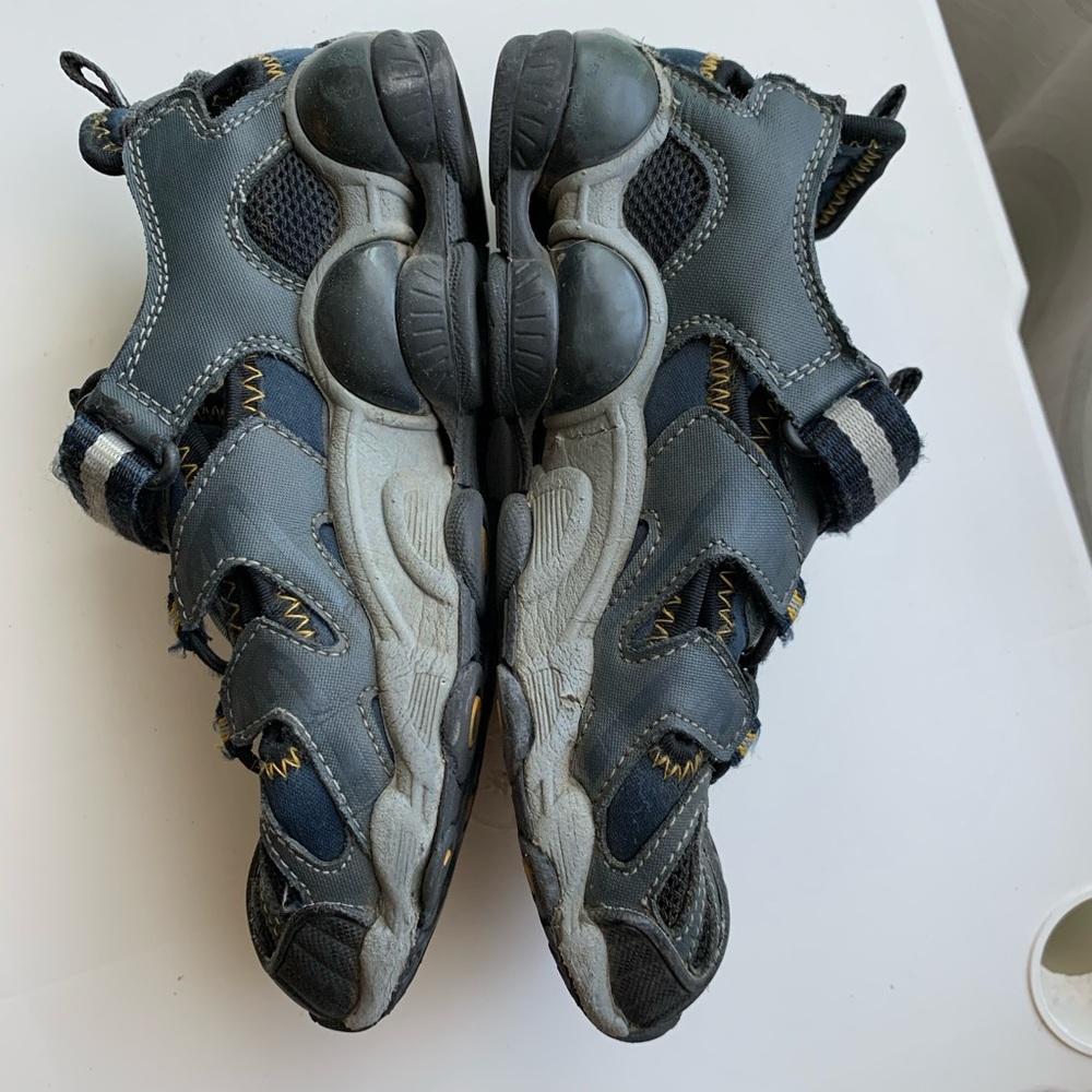 💦💙Kids Keen Sandals💙💦 - Picture 7 of 12